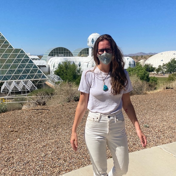 Meet your Posher, Brooke - Picture 4 of 5